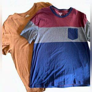 2 Old navy Tshirts